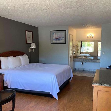 Howard Johnson By Wyndham Azusa Motel Dış mekan fotoğraf